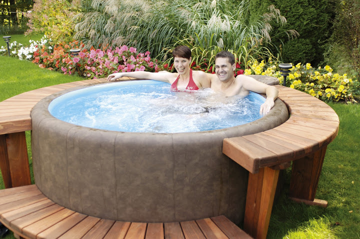 jacuzzi-spa-chalet-gonflable 